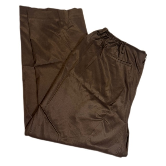 Talbots Petite Brown Capris Silk Blend - Picture 2 of 4